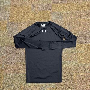 Under Armour shirt mens medium black compression training football long sleeve